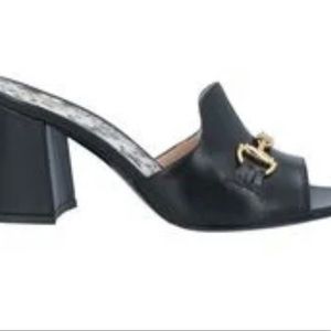 Cavalli class sandals 👡